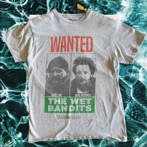 Home alone gray t-shirt used. No stains